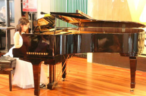 Piano-Teacher-Singapore-Piano-Performances